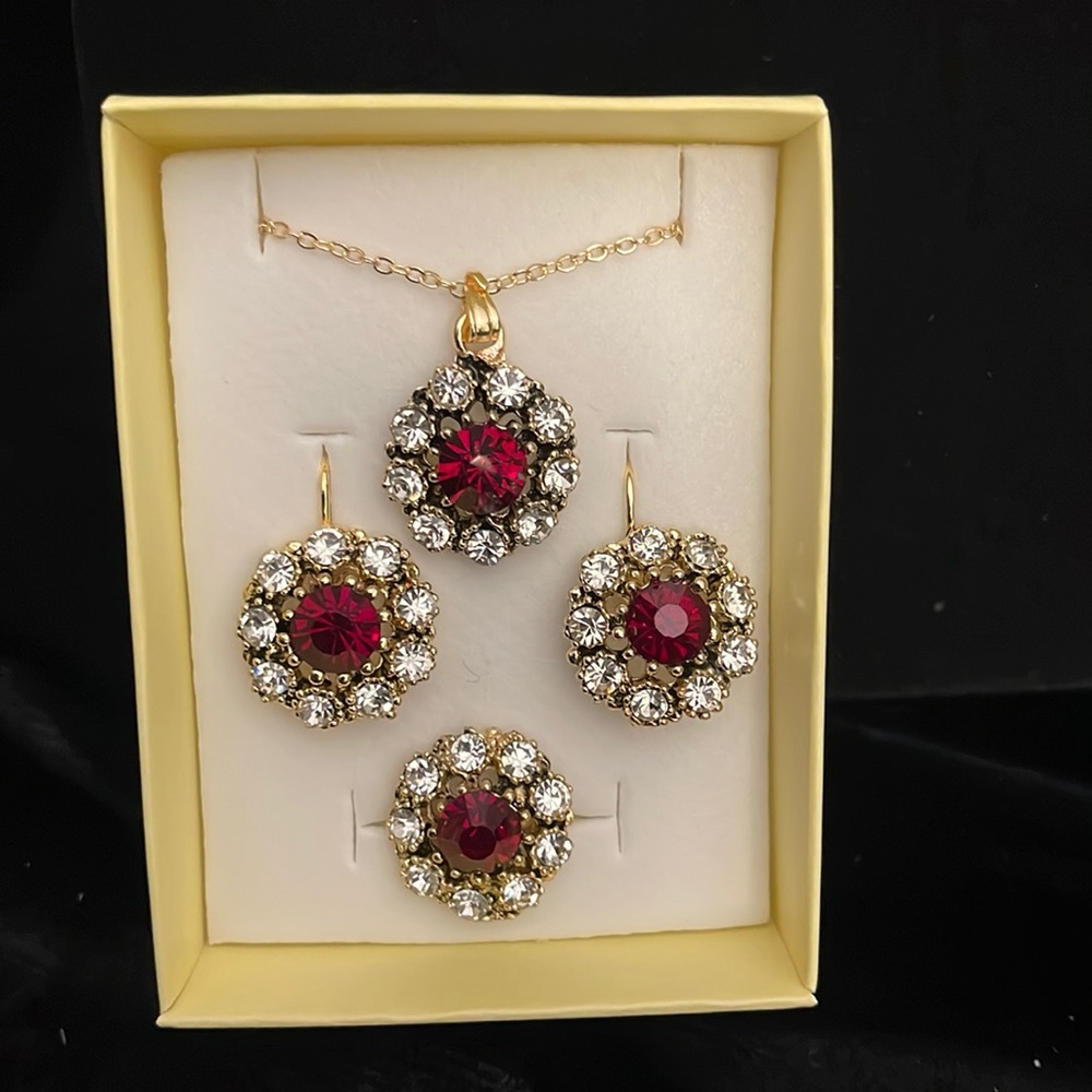 Zirconia Jewelry Set